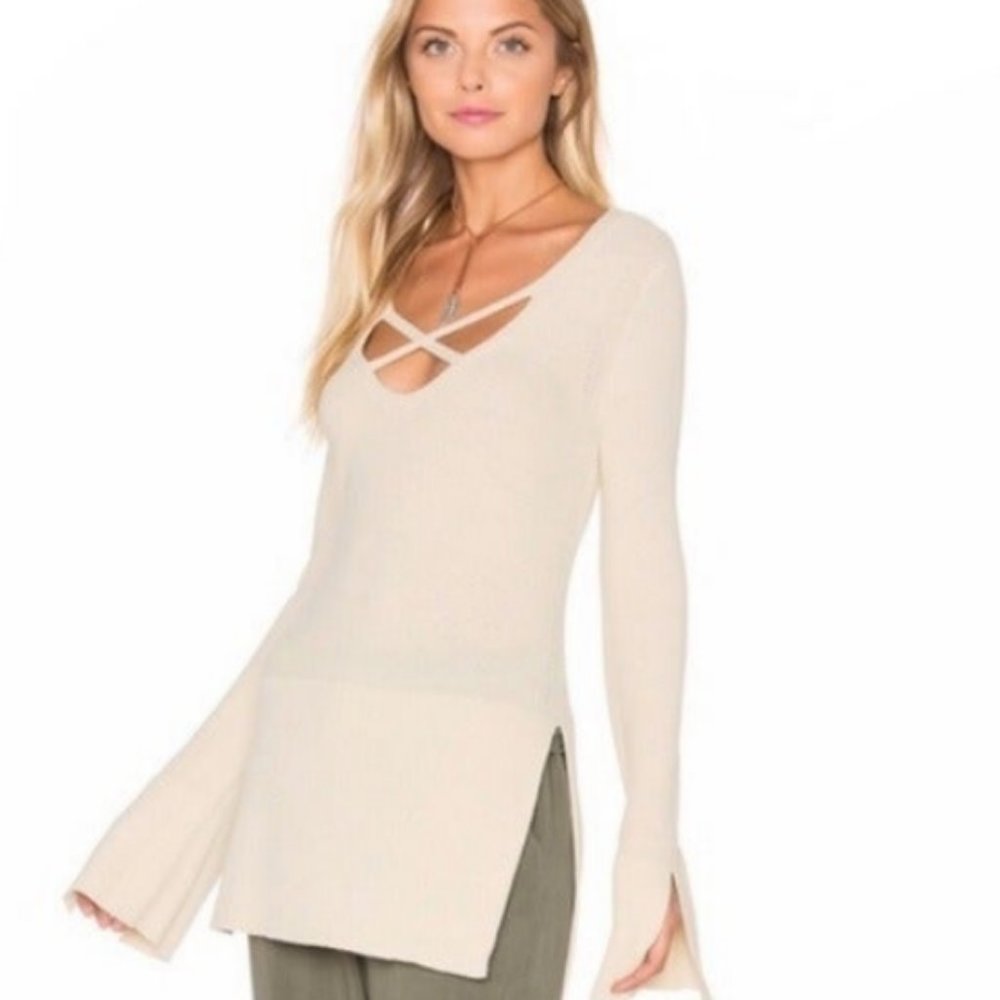 FREE PEOPLE Criss Cross Tunic Long V-Neck Sweater Top Medium 6-8-10 Slit Sleeve